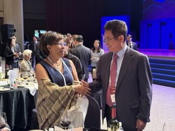 이철우 경북도지사, 제주 포럼 만찬에서 APEC 경주 유치를 위한 현장 유치 활동 펼쳐 