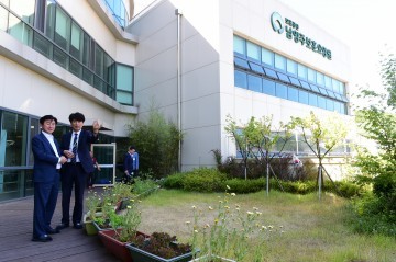 김동근 경기부지사 호국보훈의 달 맞아 보훈요양시설 위문