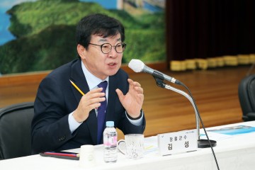 김성 장흥군수, ‘군민과 대화’ 소통행정 나서