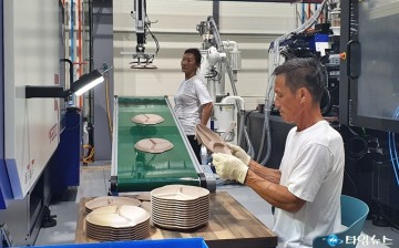 경주지역자활센터, 다회용기 제작소 설립으로 취약계층 자립 지원