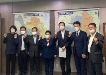 김일곤 청도부군수 정부 에산안 위해 국회방문