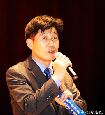 젠더폭력대책특별위원회 출범식에서 인사하는 박종래 대덕구의회 의장