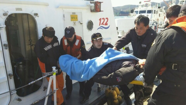 통영해경 위급한 섬주민 • 어민위해 숨 가쁜 후송