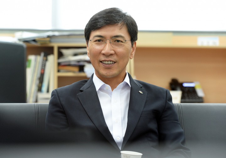 안희정 지사, 외자유치 위해 말레이시아·중국 방문