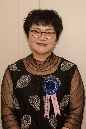 군위읍 정민수 씨, 제64회 보화상 수상 및 후원금 전달