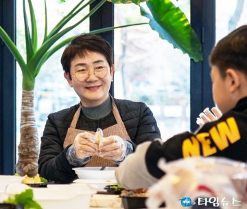 박정현 대덕구청장, 아이들과 함께 건강한 간식 만들기!