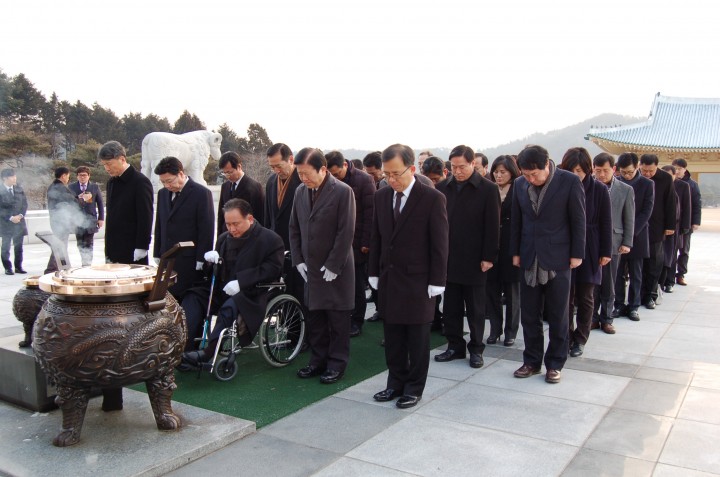 새정치민주연합 대전시당, 국립대전현충원에서 을미년 새해 각오 다짐!