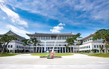 =돈 되는 산으로 가꿔 임업인 잘사는 시대 연다