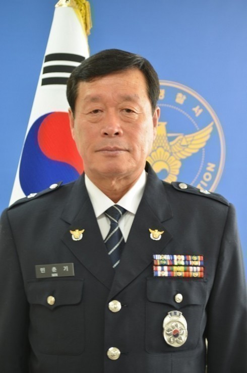 부여서 농수로에 빠진 70대 할머니 구조