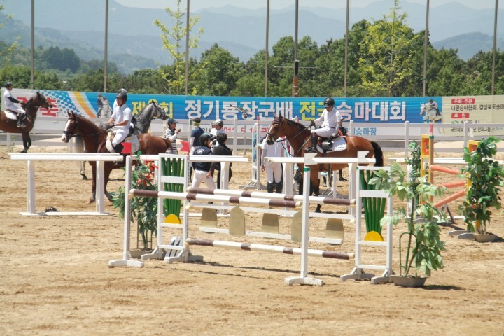 제4회 정기룡장군배 전국승마대회 상주에서 열려