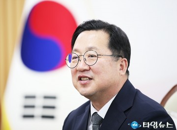 이장우 대전시장, 디스텝 이전으로 대전 경제 판 키운다