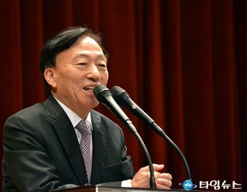 설동호 대전시교육감, “교육은 인재를, 인재는 미래를”