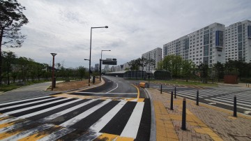 세종시, 새샘교차로 대전방향 우회전 차로 추가 완료!