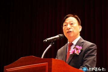 개국기원 소개하는 설동호 대전시교육감