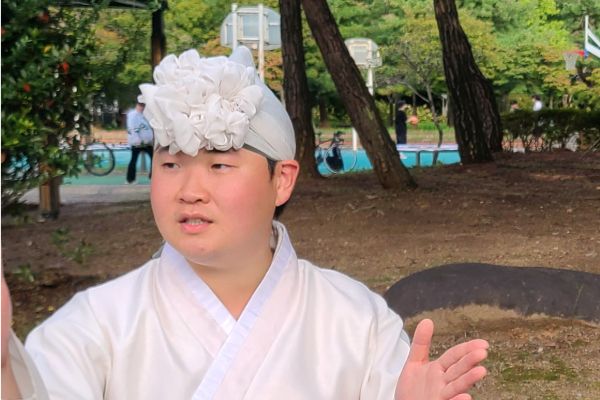 ‘언락’의 정재원 실장, “광주 시민들의 열띤 호응, 잊지 못할 야외공연이었다" 