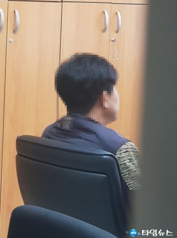 단양군 공무원노조 지부장 술집서 사이비언론 현수막 달아달라 사회단체 에게 부탁했다.
