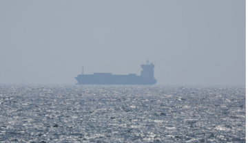 이란 “호르무즈 지나는 선박 모두 불태우겠다”… 전 세계 ‘에너지 공포’