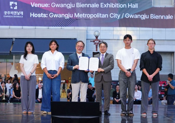 강기정 광주시장, 광주디자인비엔날레 개막식 참석