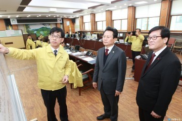 고규창 행정부지사 현장방문 설명 듣고 관계자들 격려