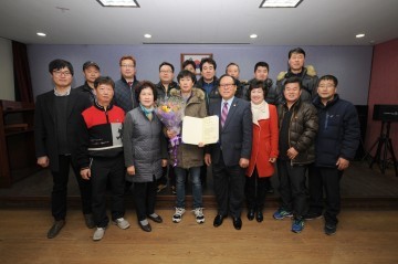 대전 동구의회, 지역사회에서 훈훈한 감동을 준 주민에게 표창장 수여