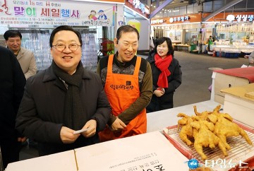 이장우 대전시장, 민·관합동 점검 후 장보기…안전·물가 동시 점검