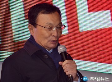 이해찬 의원, “박정희 정권에 이어 박근혜 정권도 퇴진운동”