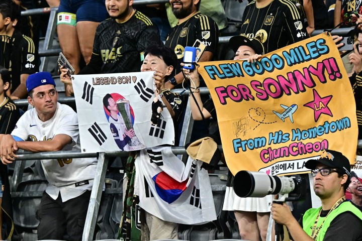  "손흥민 LA 첫 홈경기에 한인·축구팬 '열광'