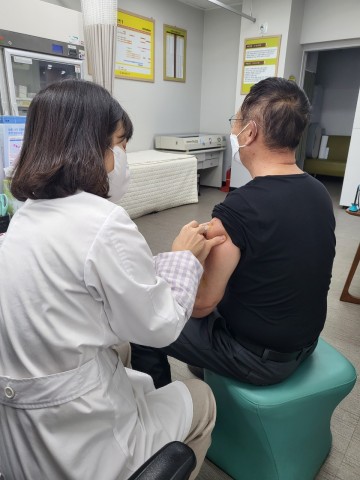 담양군, 어르신 예방접종 백신비 50% 군비 지원