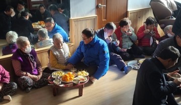 담양군의회, 새해맞이 경로당 순회 방문  
