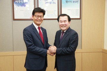 김지철 충남교육감, 교육협치 시장군수 간담회 시작!