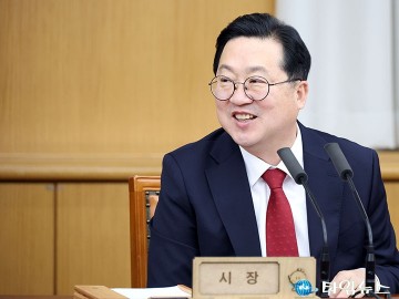 이장우 대전시장 “환율·금리 폭풍 오기 전, 내년 상반기 예산 총동원해 지역경제 지킨다”