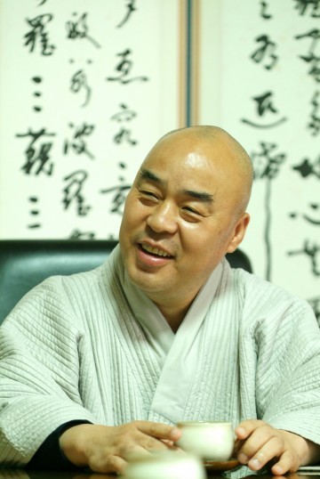 무원스님 “포교중심 사찰…초심으로 정진"