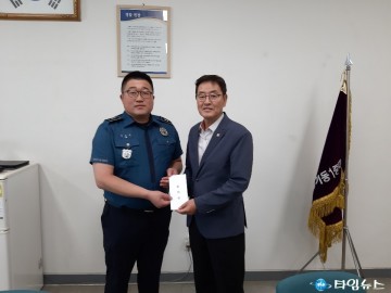 충북남부보훈지청, 호국보훈의 달 국군장병 위문금 전달