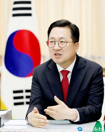 이장우 대전시장, 1000일 ‘전투처럼’ 살았다