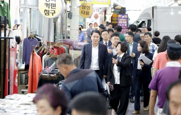 “민생경제 살리자” 대전시의회 특위, 시장·신보 방문