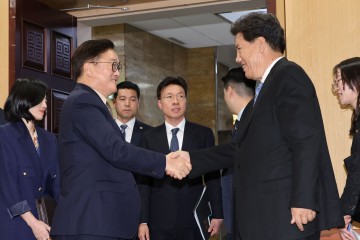 中 전인대 부위원장 "시진핑, APEC 계기 방한 매우 중요시해"