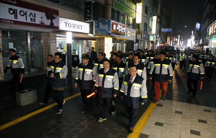 권선택 대전시장, 궁동 로데오거리 자율방범순찰