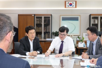 이강덕 시장, 기재부 방문 ‘임기 마지막까지’ 국비 확보 총력 대응