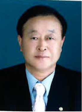 이무진 전 거창교육지원청 교육장 거창군민상 수상