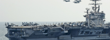 트럼프 ‘공격 보류’ 시사에도… 美 항모전단, 중동으로 ‘총집결’