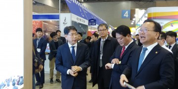 이재관 대전시장 권한대행, 일자리정책박람회서 대전 일자리정책 홍보