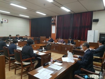 청주시의회 도시건설위원회, 의정발전 간담회 개최