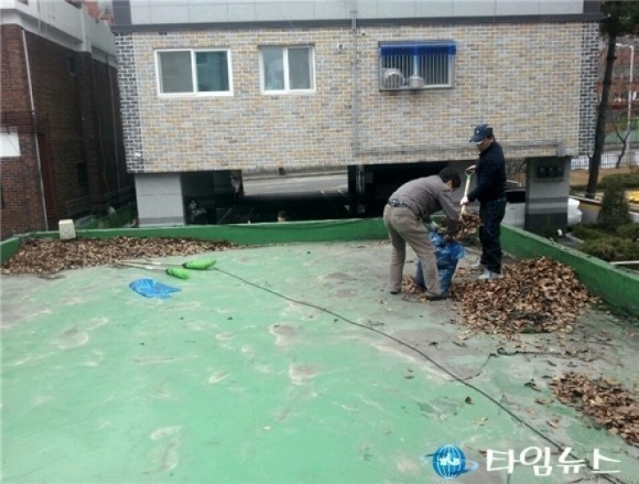 부천 심곡1동 복지협의체 경로당 환경정비로 재능나눔 펼쳐