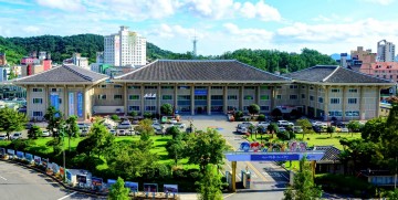 경찰, 여수시청 압수수색…초과근무 부당 수령 수사