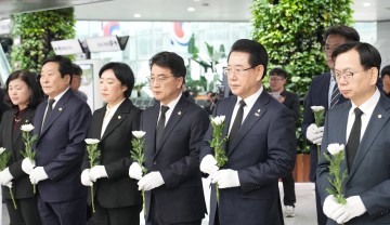 김영록 전남도지사, 제주항공 여객기 참사 100일 추모 