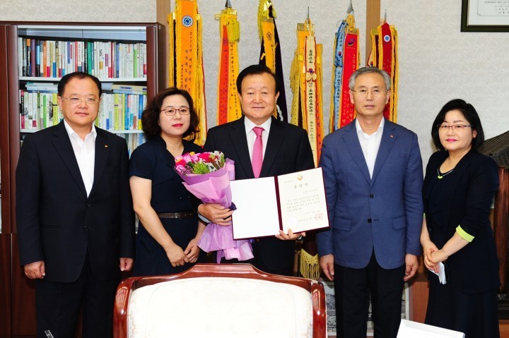 치매사업 우수 프로그램 보건복지부장관상 수상