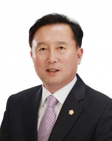 김성호 영덕군의회의장은 4월 제1차 정례 의원간담회 주재