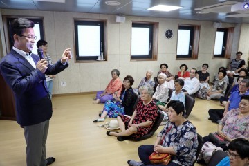 대전 유성구 진잠건강나눔센터, ‘마을 속 작은 영화관’ 운영