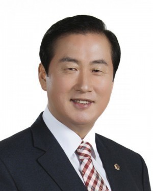 김기영 충남도의회 의장, 도정현안 주요사업 박근혜 대통령께 건의