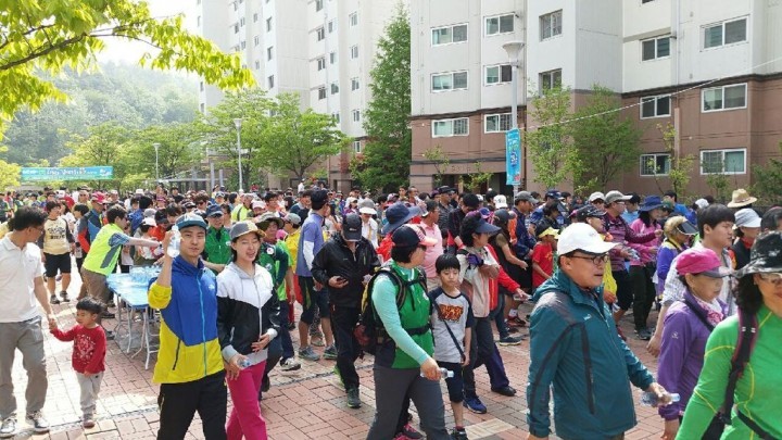지금동 제6회 사랑의 걷기대회 개최